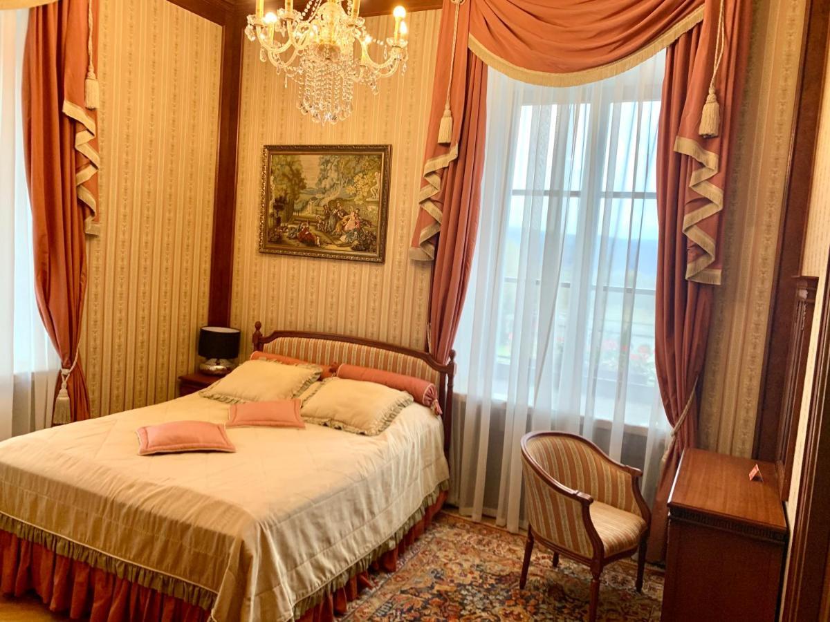 Zamek Dubiecko Hotel ภายนอก รูปภาพ
